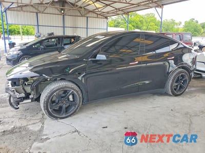 2026 TESLA MODEL Y 7SAYGDEE4TA395879 - główne zdjęcie licytacji z USA - miniatura