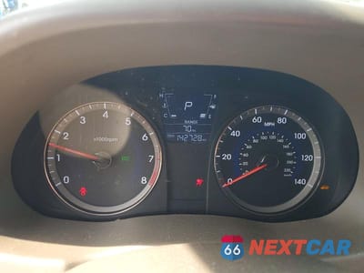 Zdjęcie 9 z 12 samochodu: 2014 HYUNDAI ACCENT GLS VIN:KMHCU4AE3EU620324 - miniatura