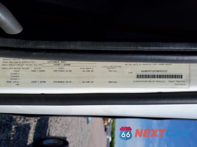 Zdjęcie 10 z 10 samochodu: 2018 VOLVO VNL SEMI TRUCK VIN:4V4N39TGXJN892535 - miniatura