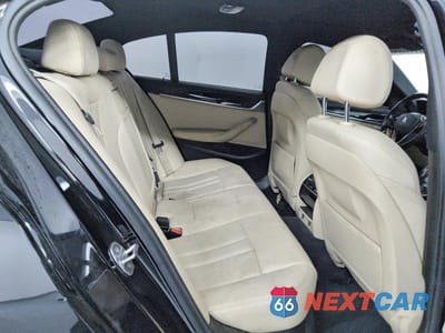 Zdjęcie 10 z 12 samochodu: 2018 BMW 530 I VIN:WBAJA5C54JWA35614 - miniatura