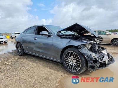 Czwarte zdjęcie samochodu z boku: 2024 MERCEDES-BENZ C 300 VIN:W1KAF4GB0RR170732 - miniatura