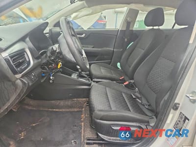Zdjęcie 7 z 12 samochodu: 2021 KIA RIO LX VIN:3KPA24AD4ME382294 - miniatura