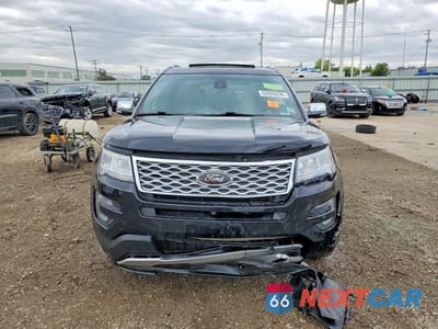 Piąte zdjęcie samochodu w środku: 2017 FORD EXPLORER PLATINUM VIN:1FM5K8HT0HGA08806 - miniatura