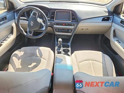 Zdjęcie 8 z 12 samochodu: 2018 HYUNDAI SONATA SEL VIN:5NPE34AF2JH687137 - miniatura