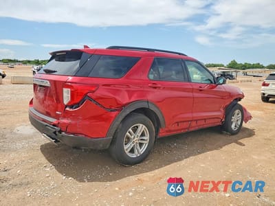Trzecie zdjęcie samochodu z tyłu: 2020 FORD EXPLORER XLT VIN:1FMSK8DH1LGC26346 - miniatura