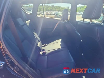 Zdjęcie 11 z 13 samochodu: 2017 TOYOTA RAV4 SE VIN:2T3JFREV1HW593502 - miniatura
