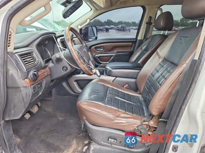 Zdjęcie 7 z 12 samochodu: 2016 NISSAN TITAN XD PLATINUM RESERVE VIN:1N6BA1F2XGN511584 - miniatura