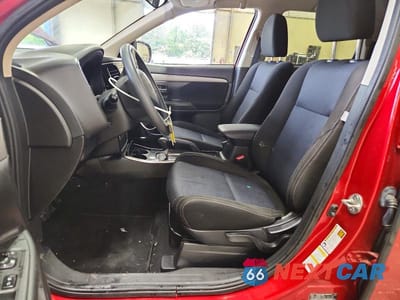 Zdjęcie 7 z 14 samochodu: 2018 MITSUBISHI OUTLANDER ES VIN:JA4AD2A38JZ039164 - miniatura
