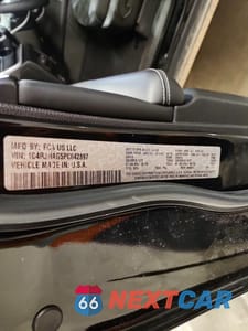 Zdjęcie 13 z 13 samochodu: 2023 JEEP GRAND CHEROKEE LAREDO VIN:1C4RJHAG5PC642897 - miniatura