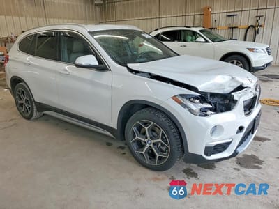 Czwarte zdjęcie samochodu z boku: 2019 BMW X1 XDRIVE28I VIN:WBXHT3C52K5N00365 - miniatura