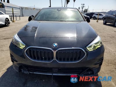 Piąte zdjęcie samochodu w środku: 2021 BMW 228XI VIN:WBA73AK06M7H33188 - miniatura