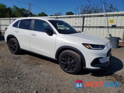 Czwarte zdjęcie samochodu z boku: 2024 HONDA HR-V SPORT VIN:3CZRZ2H55RM709584 - miniatura