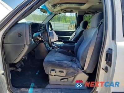 Zdjęcie 7 z 12 samochodu: 2001 CHEVROLET SILVERADO K1500 VIN:2GCEK19T511344240 - miniatura