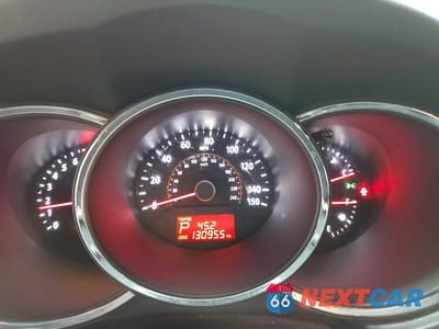 Zdjęcie 9 z 13 samochodu: 2013 KIA SORENTO EX VIN:5XYKUDA23DG371481 - miniatura