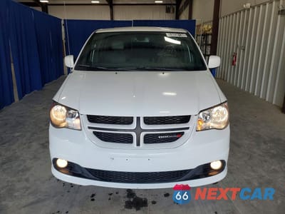 Piąte zdjęcie samochodu w środku: 2019 DODGE GRAND CARAVAN GT VIN:2C4RDGEG9KR658824 - miniatura