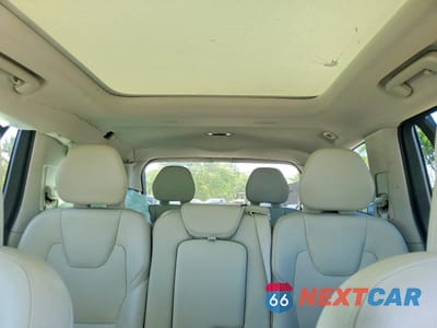 Zdjęcie 10 z 13 samochodu: 2020 VOLVO XC90 T5 MOMENTUM VIN:YV4102PK8L1619724 - miniatura