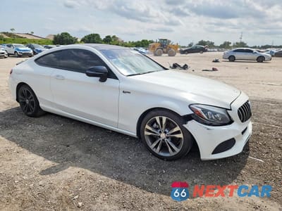 Czwarte zdjęcie samochodu z boku: 2017 MERCEDES-BENZ C 300 4MATIC VIN:WDDWJ4KB6HF400091 - miniatura