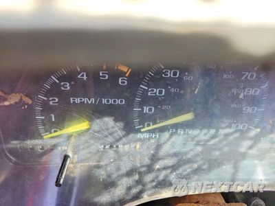 Zdjęcie 9 z 13 samochodu: 1996 CHEVROLET GMT-400 K1500 VIN:1GCEK14RXTZ148204 - miniatura