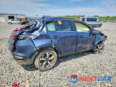 Trzecie zdjęcie samochodu z tyłu: 2020 KIA SPORTAGE LX VIN:KNDPMCAC8L7633550 - miniatura