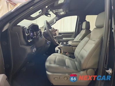 Zdjęcie 7 z 12 samochodu: 2026 GMC SIERRA K1500 SLT VIN:1GTUUDED1TZ293108 - miniatura