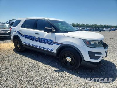 Czwarte zdjęcie samochodu z boku: 2017 FORD EXPLORER POLICE INTERCEPTOR VIN:1FM5K8AR4HGB92775 - miniatura