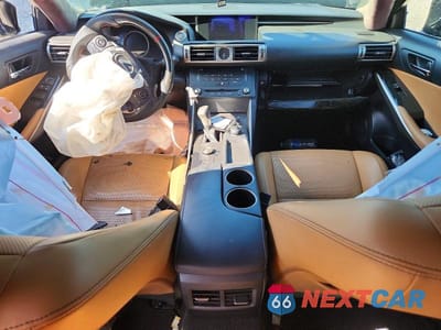 Zdjęcie 8 z 13 samochodu: 2016 LEXUS IS 300 VIN:JTHCM1D21G5009224 - miniatura