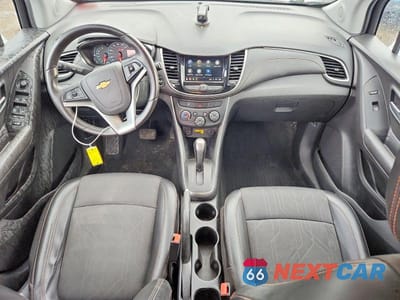 Zdjęcie 8 z 13 samochodu: 2018 CHEV TRAX VIN:KL7CJPSB8JB671890 - miniatura