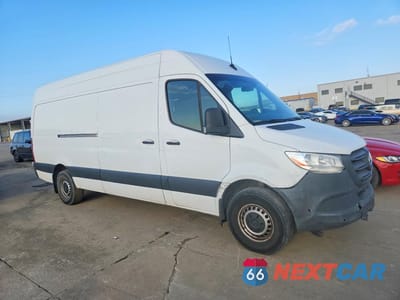 Czwarte zdjęcie samochodu z boku: 2023 MERCEDES BENZ SPRINTER 2500 DELIVERY VAN VIN:W1Y40CHY0PT154547 - miniatura