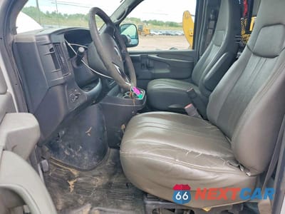 Zdjęcie 7 z 13 samochodu: 2011 GMC SAVANA G2500 VIN:1GTW7FCG7B1100059 - miniatura