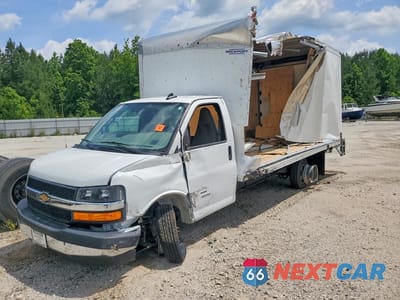 2025 CHEVROLET EXPRESS G4500 1HA6GVC72SN014981 - główne zdjęcie licytacji z USA - miniatura
