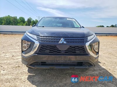 Piąte zdjęcie samochodu w środku: 2022 MITSUBISHI ECLIPSE CROSS SE VIN:JA4ATWAAXNZ048849 - miniatura