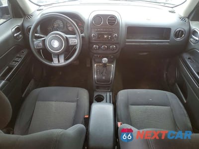 Zdjęcie 8 z 14 samochodu: 2015 JEEP PATRIOT SPORT VIN:1C4NJPBA1FD280658 - miniatura