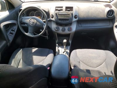 Zdjęcie 8 z 13 samochodu: 2006 TOYOTA RAV4 SPORT VIN:JTMBK32V865003463 - miniatura