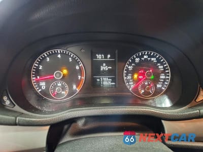 Zdjęcie 9 z 13 samochodu: 2013 VOLKSWAGEN PASSAT S VIN:1VWAH7A32DC056697 - miniatura