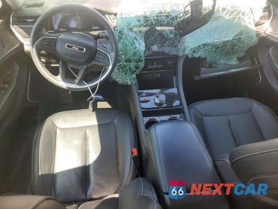 Zdjęcie 8 z 13 samochodu: 2023 JEEP GRAND CHEROKEE LIMITED VIN:1C4RJHBG9PC542235 - miniatura