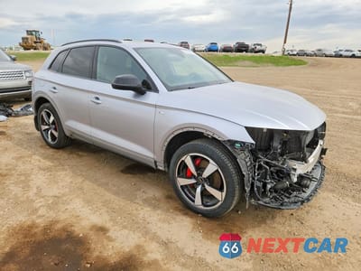 Czwarte zdjęcie samochodu z boku: 2024 AUDI Q5 TECHNIK 55 2.0 TFSI E 4DR AWD VIN:WA1F2AFYXR2072438 - miniatura