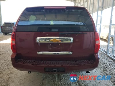 Zdjęcie 6 z 13 samochodu: 2008 CHEVROLET SUBURBAN K2500 VIN:3GNGK26K38G191442 - miniatura