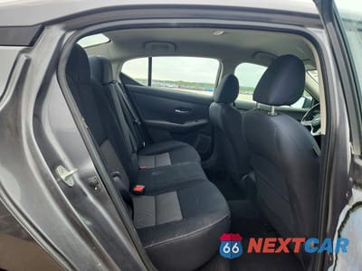Zdjęcie 10 z 13 samochodu: 2021 NISSAN SENTRA SV VIN:3N1AB8CV8MY316894 - miniatura