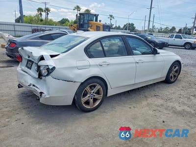 Trzecie zdjęcie samochodu z tyłu: 2012 BMW 328 I VIN:WBA3A5C50CF349138 - miniatura