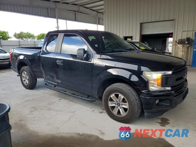 Czwarte zdjęcie samochodu z boku: 2018 FORD F150 SUPER CAB VIN:1FTEX1CB7JKF12199 - miniatura