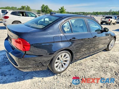 Trzecie zdjęcie samochodu z tyłu: 2011 BMW 328 I VIN:WBAPH7C58BE460453 - miniatura