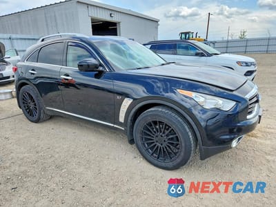 Czwarte zdjęcie samochodu z boku: 2014 INFINITI QX70 BASE VIN:JN8CS1MWXEM412281 - miniatura