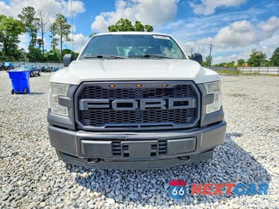 Piąte zdjęcie samochodu w środku: 2017 FORD F150 SUPERCREW VIN:1FTFW1EF3HFA75957 - miniatura