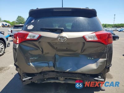Zdjęcie 6 z 13 samochodu: 2015 TOYOTA RAV4 VIN:2T3WFREV4FW178404 - miniatura
