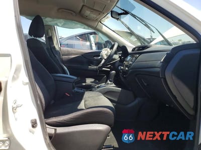 Zdjęcie 7 z 14 samochodu: 2017 NISSAN ROGUE S VIN:JN8AT2MTXHW150027 - miniatura