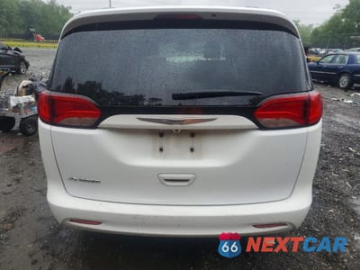 Zdjęcie 6 z 13 samochodu: 2020 CHRYSLER VOYAGER LXI VIN:2C4RC1DG4LR163594 - miniatura
