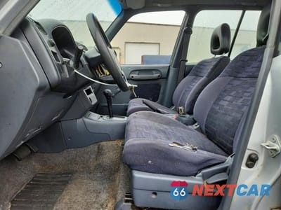 Zdjęcie 7 z 12 samochodu: 1997 TOYOTA RAV4 BASE VIN:JT3HP10V9V0128250 - miniatura