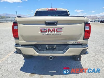 Zdjęcie 6 z 12 samochodu: 2024 GMC CANYON AT4 VIN:1GTP6DEK7R1160754 - miniatura