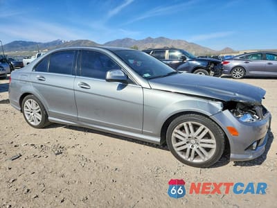 Czwarte zdjęcie samochodu z boku: 2008 MERCEDES-BENZ C 300 4MATIC VIN:WDDGF81X98F159282 - miniatura