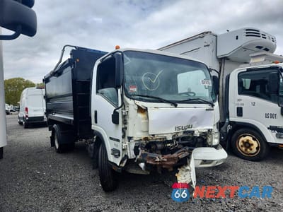 2017 ISUZU NPR REFUSE TRUCK 54DC4W1B6HS801905 - główne zdjęcie licytacji z USA - miniatura